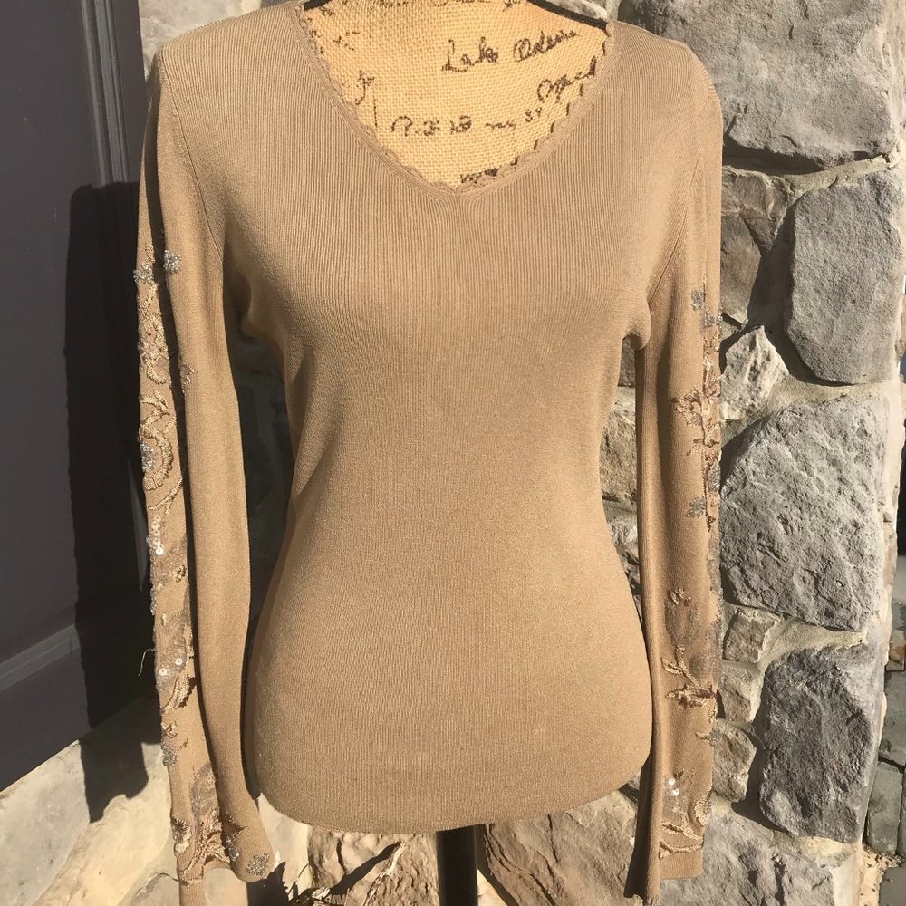 Michelle Nicole Gorgeous Sweater